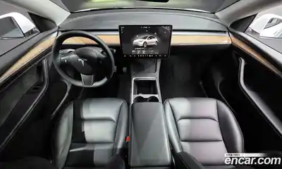 Tesla Model Y 2023 0.2 автомат (гидро), миниатюра 10