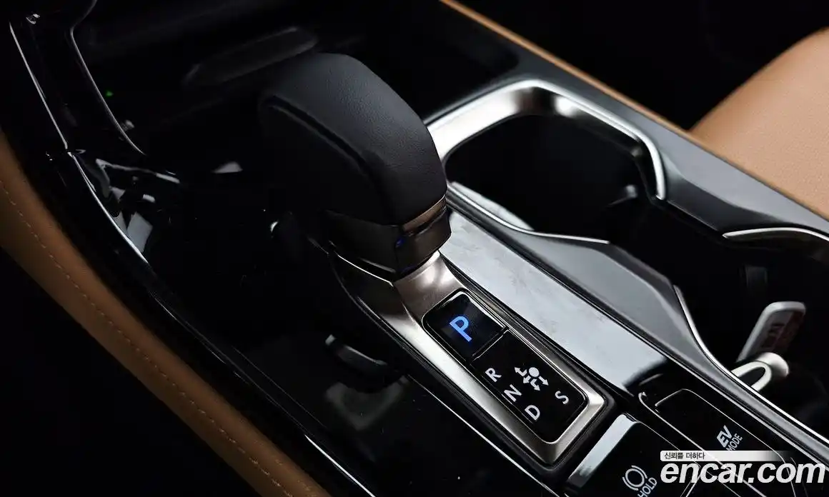 Lexus NX 2025 2.5 автомат (гидро), фото 12