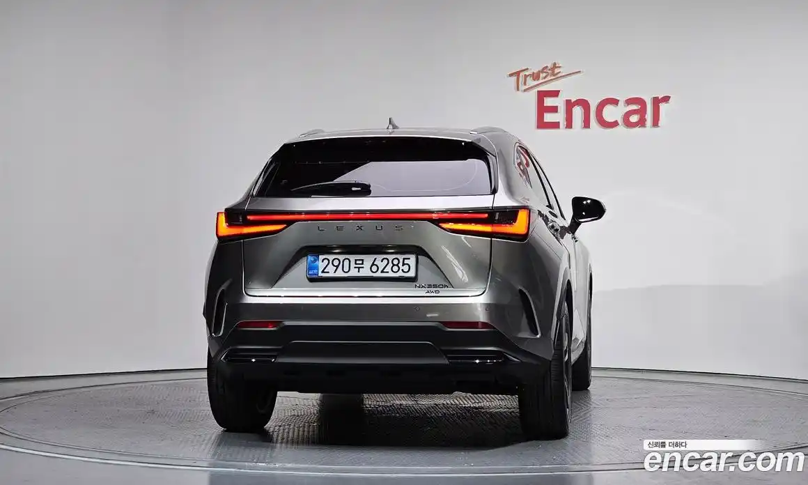 Lexus NX 2025 2.5 автомат (гидро), фото 4