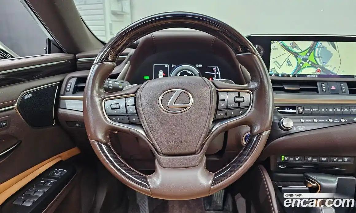 Lexus ES 2020 2.5 автомат (гидро), фото 13 Lexus ES 2020 2.5 автомат (гидро), фото 13