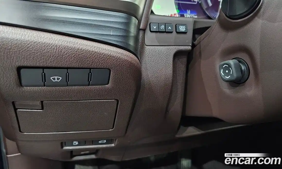 Lexus ES 2020 2.5 автомат (гидро), фото 16 Lexus ES 2020 2.5 автомат (гидро), фото 16