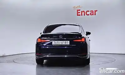 Lexus ES 2020 2.5 автомат (гидро), миниатюра 4 Lexus ES 2020 2.5 автомат (гидро), миниатюра 4