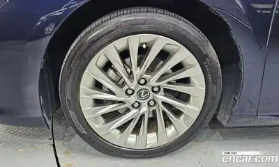 Lexus ES 2020 2.5 автомат (гидро), миниатюра 5 Lexus ES 2020 2.5 автомат (гидро), миниатюра 5