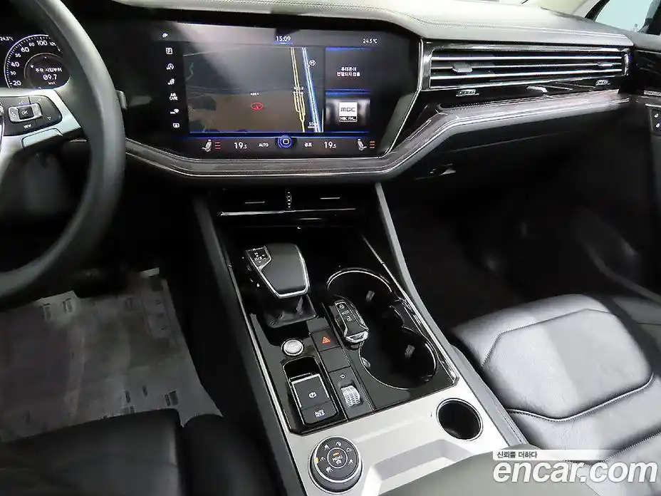 Volkswagen Touareg 2020 3.0 автомат (гидро), фото 18