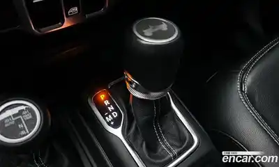 Jeep Wrangler 2021 2.0 автомат (гидро), миниатюра 12