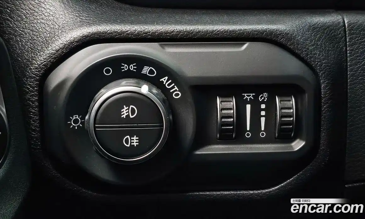 Jeep Wrangler 2021 2.0 автомат (гидро), фото 26