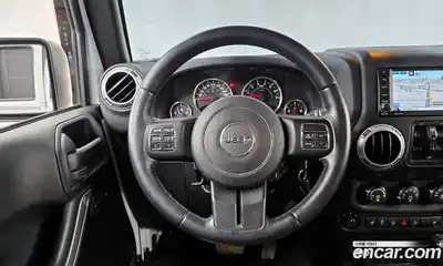 Jeep Wrangler 2016 3.6 автомат (гидро), миниатюра 12