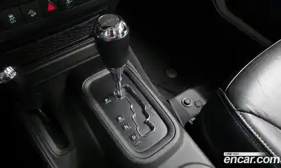 Jeep Wrangler 2016 3.6 автомат (гидро), миниатюра 9