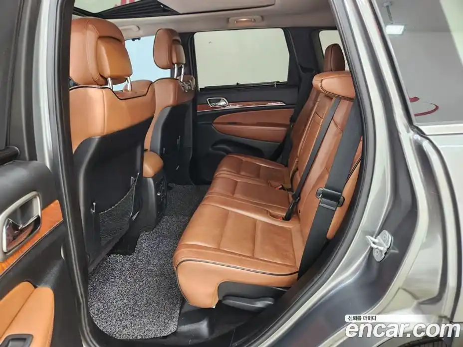 Jeep Cherokee 2013 3.0 автомат (гидро), фото 12