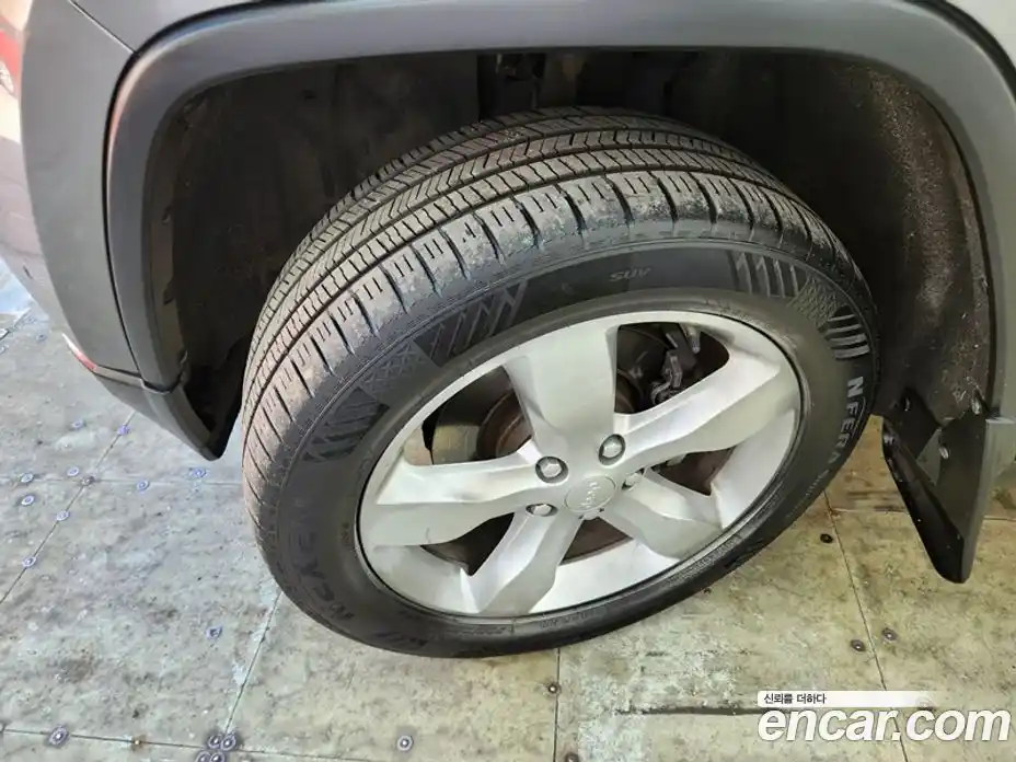 Jeep Cherokee 2013 3.0 автомат (гидро), фото 19