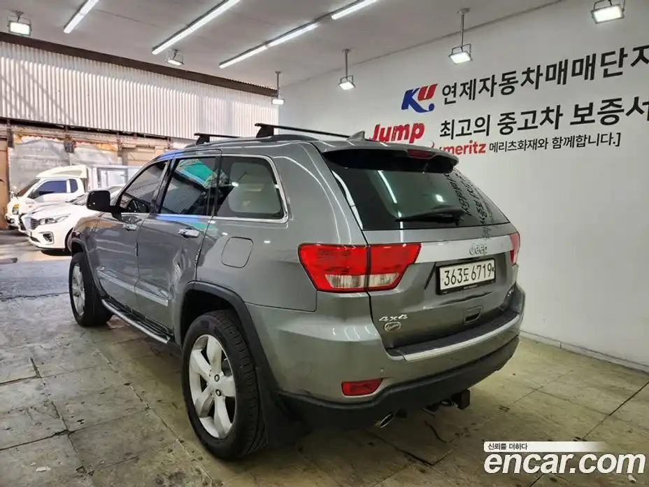 Jeep Cherokee 2013 3.0 автомат (гидро), фото 6