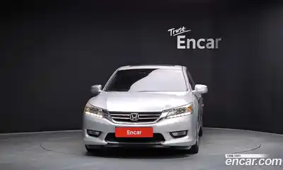 Honda Accord 2013 2.4 автомат (гидро), миниатюра 3