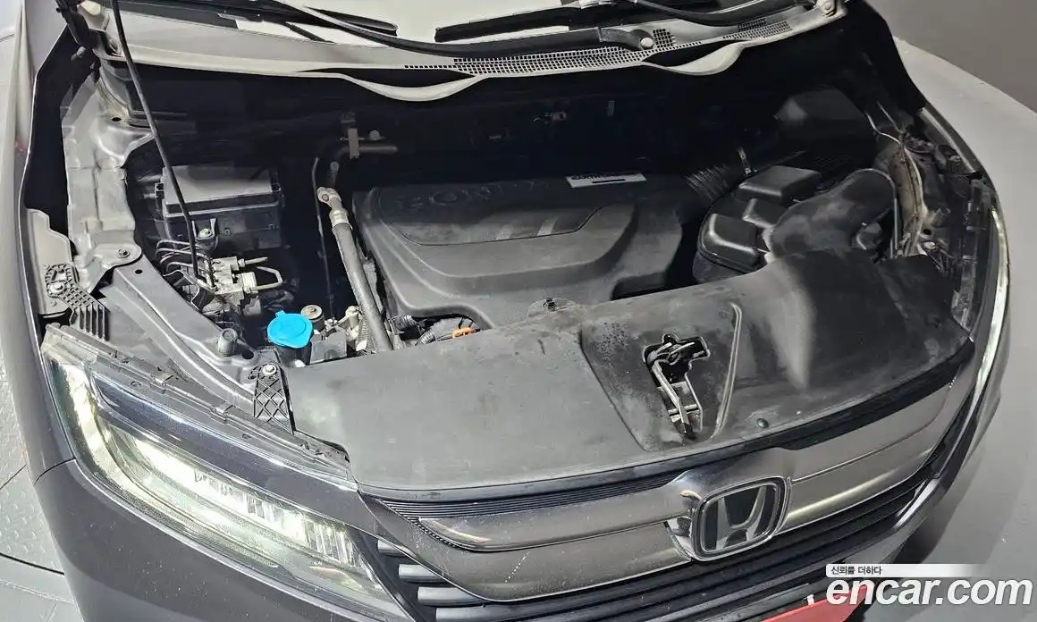 Honda Odyssey 2018 3.5 автомат (гидро), фото 6