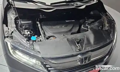 Honda Odyssey 2018 3.5 автомат (гидро), миниатюра 6