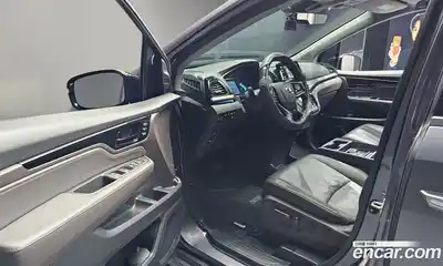 Honda Odyssey 2018 3.5 автомат (гидро), миниатюра 10