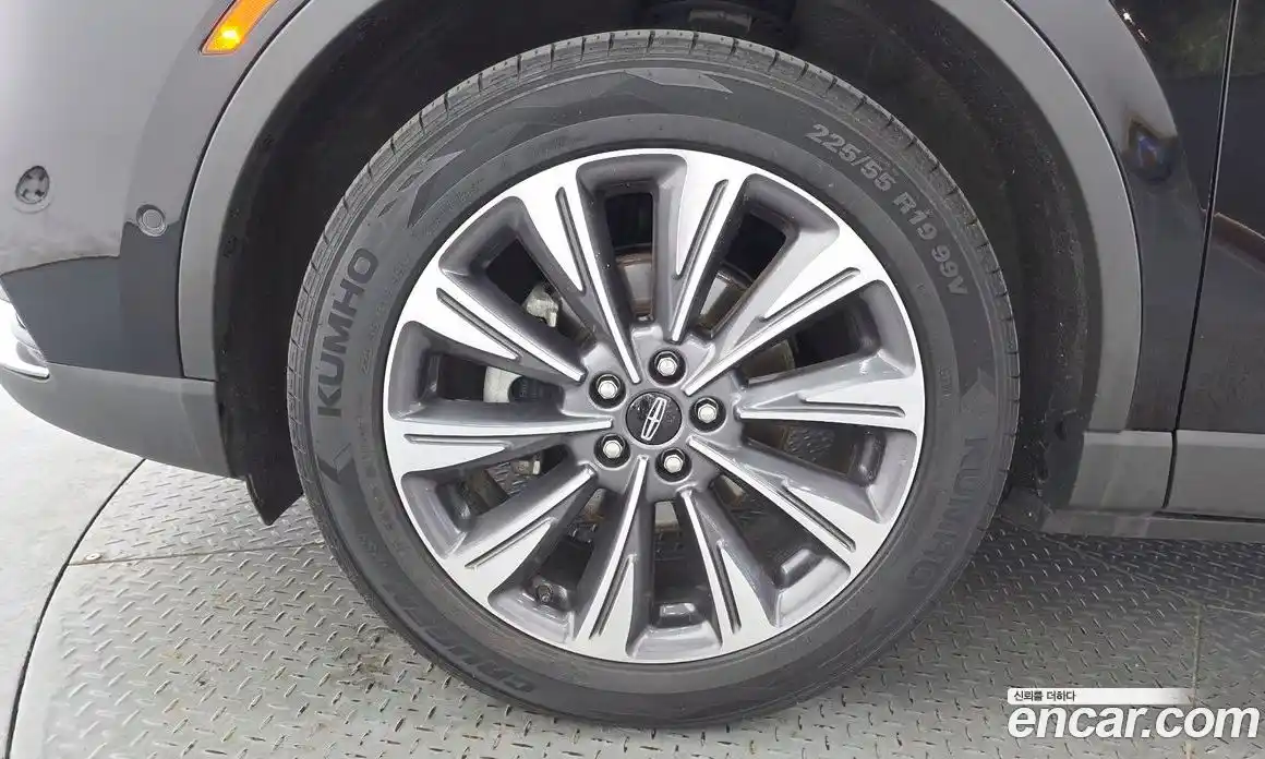 Lincoln Corsair 2021 2.0 автомат (гидро), фото 5 Lincoln Corsair 2021 2.0 автомат (гидро), фото 5