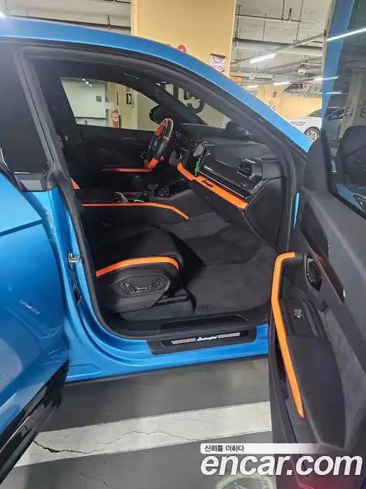 Lamborghini Urus 2025 4.0 автомат (гидро), фото 13 Lamborghini Urus 2025 4.0 автомат (гидро), фото 13