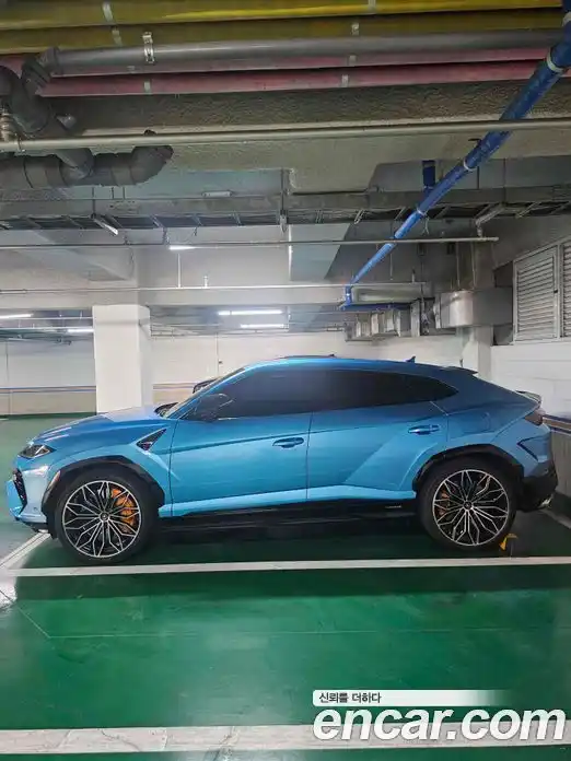 Lamborghini Urus 2025 4.0 автомат (гидро), фото 3 Lamborghini Urus 2025 4.0 автомат (гидро), фото 3