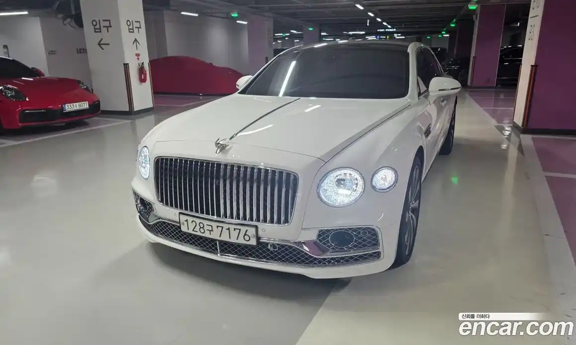 Bentley Flying Spur 2022 4.0 автомат (гидро), фото 2 Bentley Flying Spur 2022 4.0 автомат (гидро), фото 2