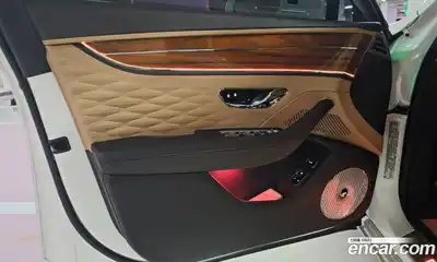 Bentley Flying Spur 2022 4.0 автомат (гидро), миниатюра 7 Bentley Flying Spur 2022 4.0 автомат (гидро), миниатюра 7