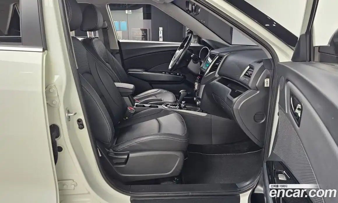 SsangYong TIBOLI 2017 1.6 автомат (гидро), фото 11