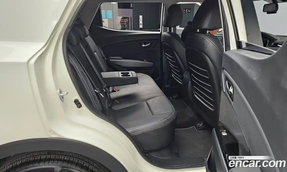 SsangYong TIBOLI 2017 1.6 автомат (гидро), фото 12
