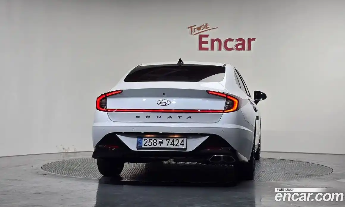 Hyundai Sonata 2021 1.6 автомат (гидро), фото 3