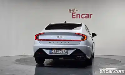 Hyundai Sonata 2021 1.6 автомат (гидро), миниатюра 3