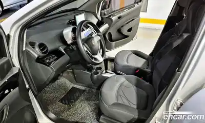 Chevrolet Spark 2011 1.0 автомат (гидро), миниатюра 12