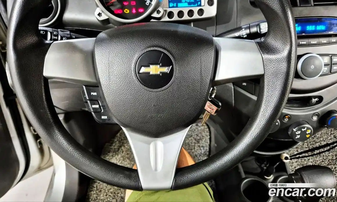 Chevrolet Spark 2011 1.0 автомат (гидро), фото 8