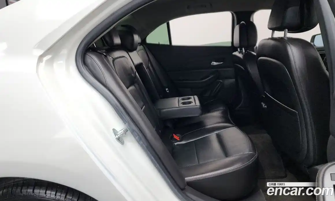 Chevrolet Malibu 2015 2.0 автомат (гидро), фото 12