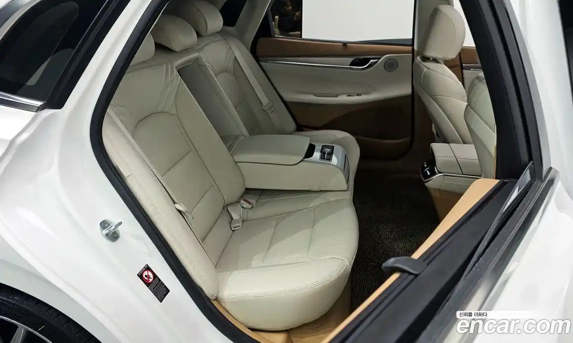 Hyundai Grandeur 2021 3.3 автомат (гидро), фото 11