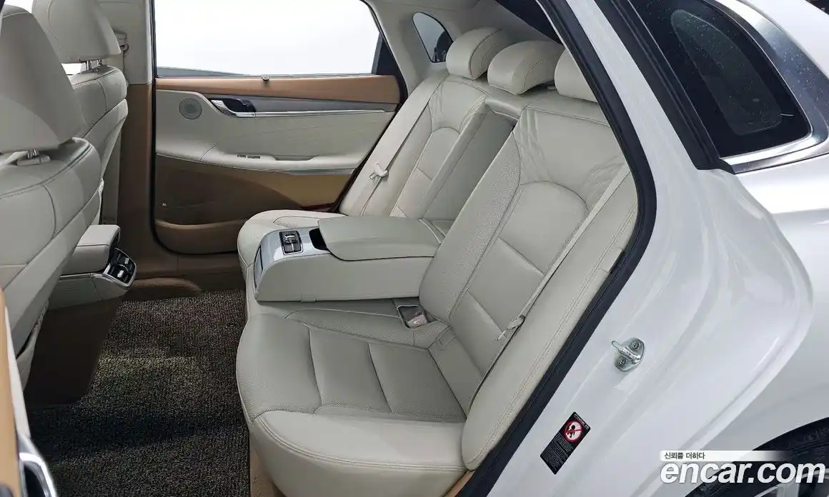 Hyundai Grandeur 2021 3.3 автомат (гидро), фото 17
