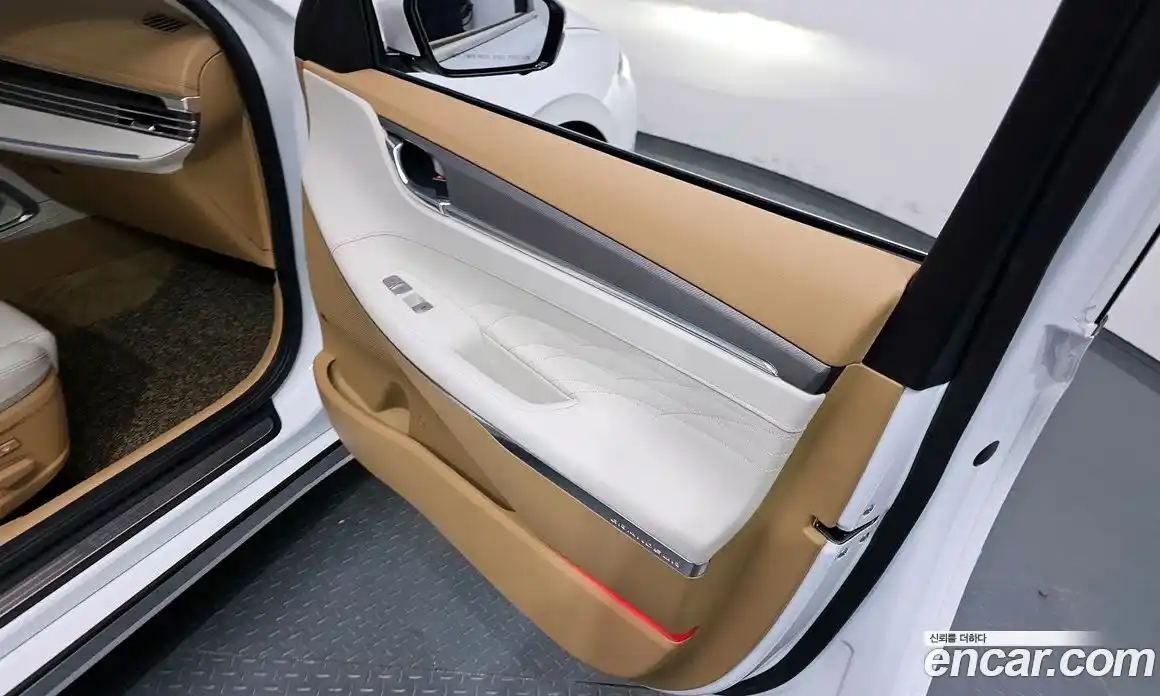 Hyundai Grandeur 2021 3.3 автомат (гидро), фото 19