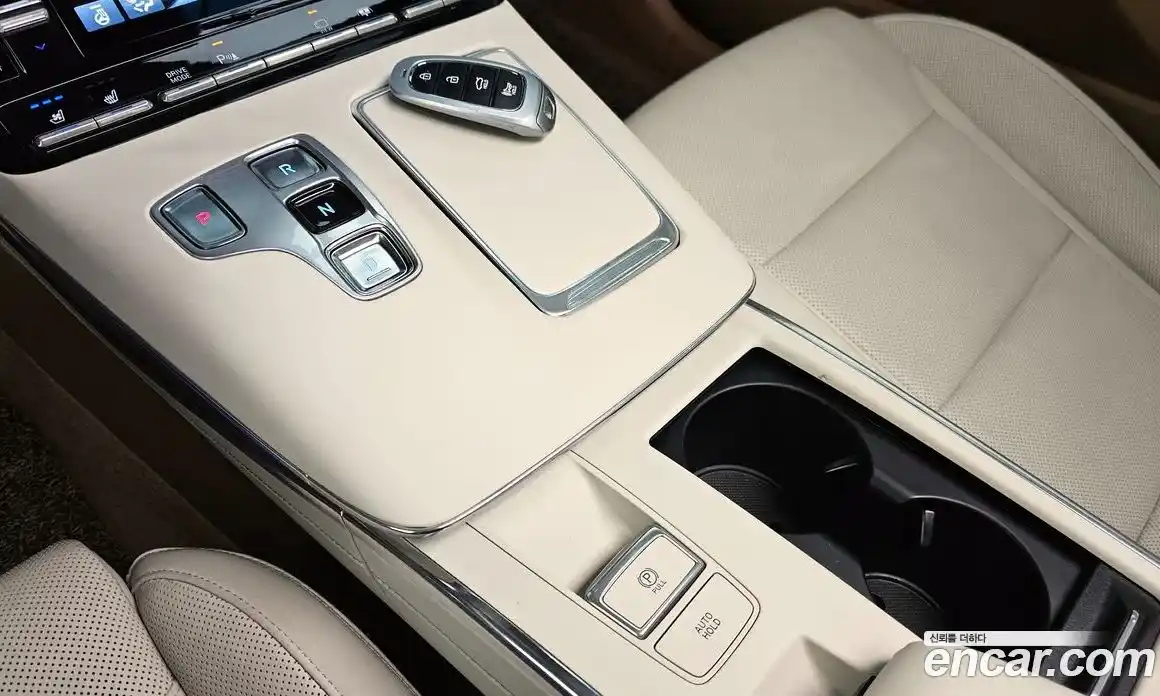 Hyundai Grandeur 2021 3.3 автомат (гидро), фото 9
