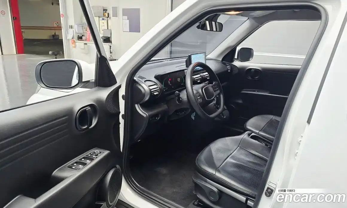 Hyundai Casper 2022 1.0 автомат (гидро), фото 13