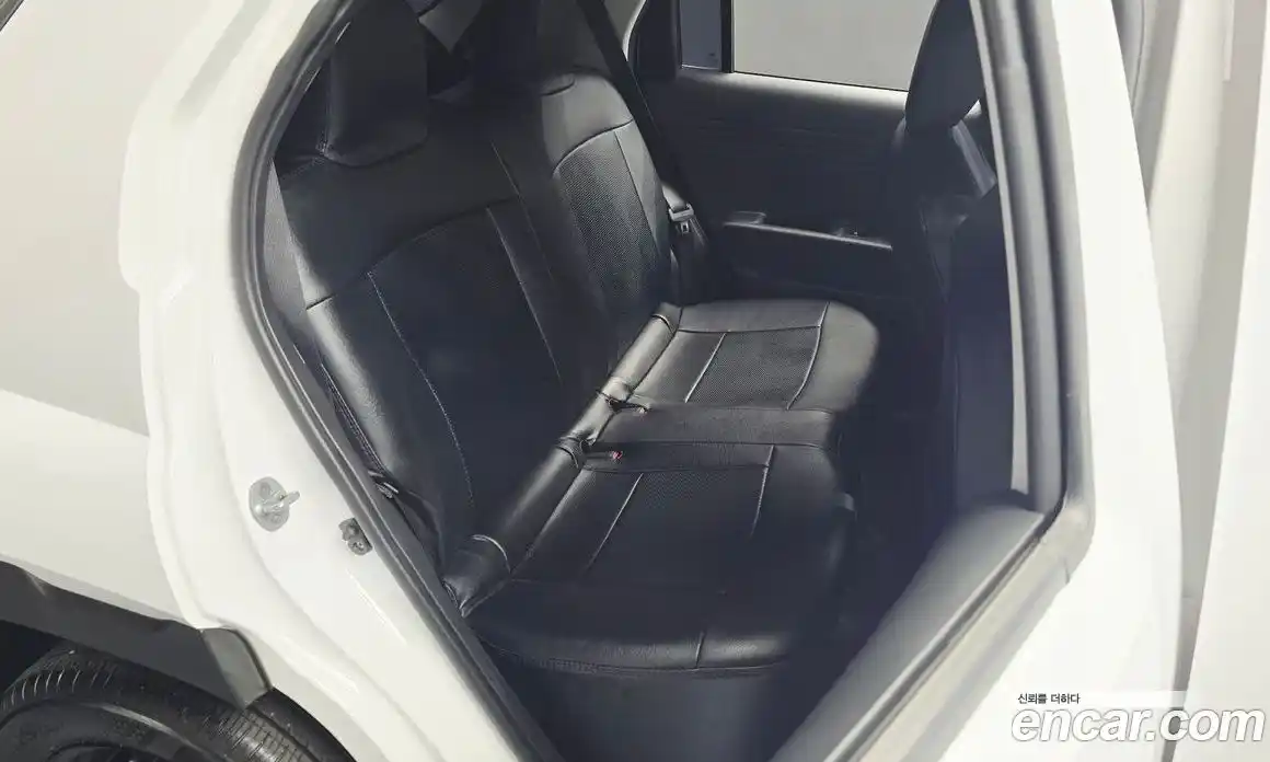Hyundai Casper 2022 1.0 автомат (гидро), фото 16