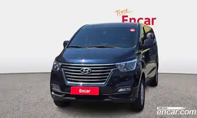 Hyundai Starex 2020 2.5 автомат (гидро), миниатюра 3