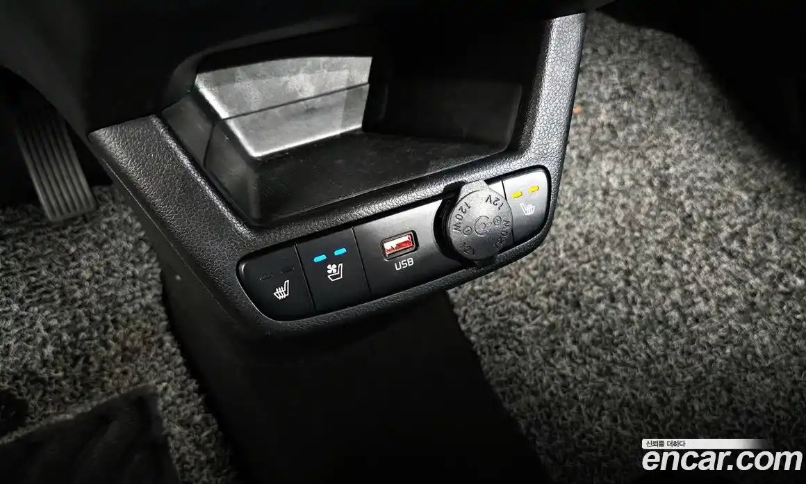 Kia Ray 2023 1.0 автомат (гидро), фото 23