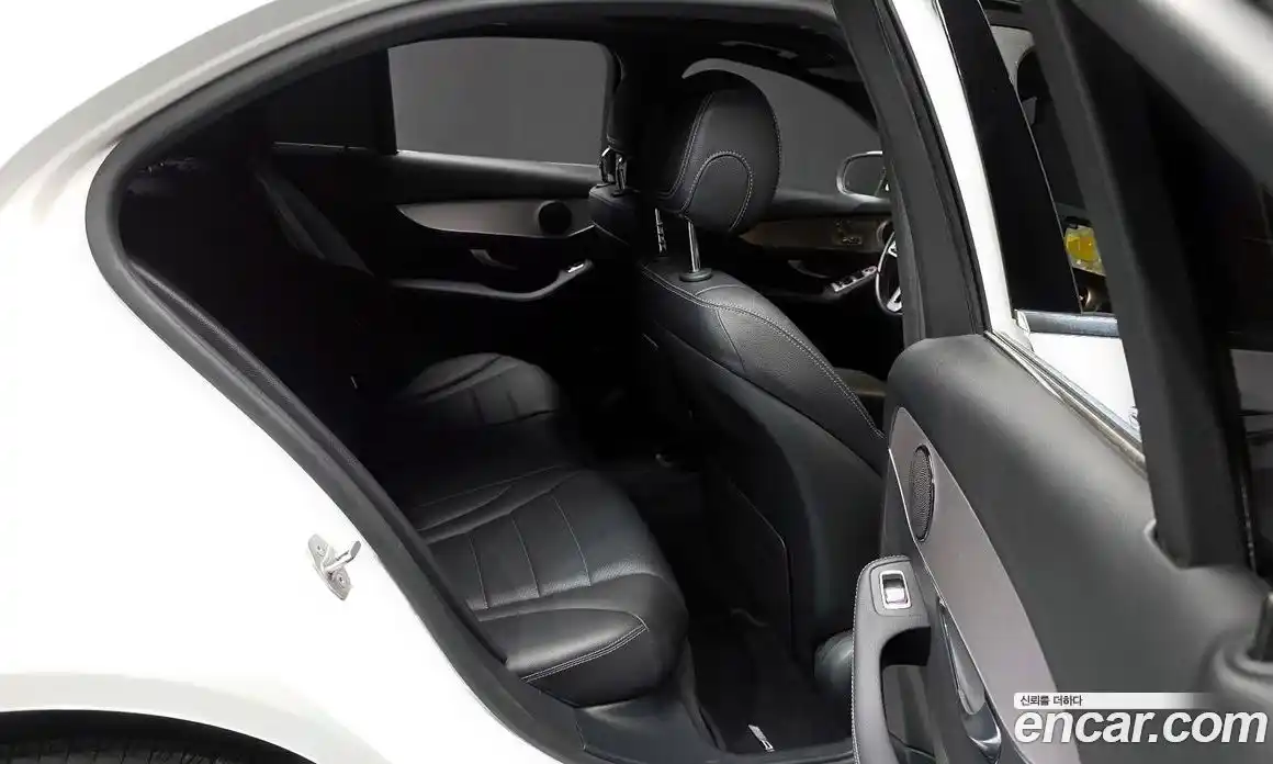 Mercedes-Benz C-Class 2021 2.0 гидро, фото 12 Mercedes-Benz C-Class 2021 2.0 гидро, фото 12