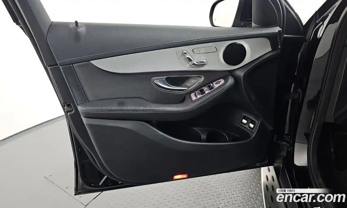 Mercedes-Benz GLC-Class 2021 2.0 гидро, фото 14
