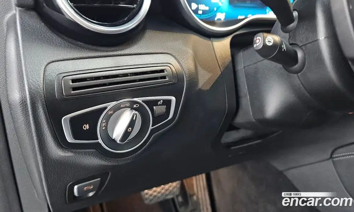 Mercedes-Benz GLC-Class 2021 2.0 гидро, фото 26