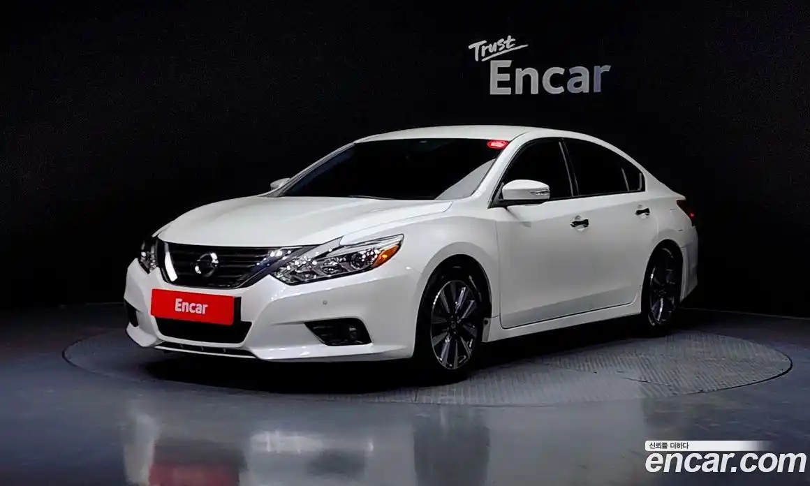 Nissan Altima 2016 2.5 автомат (гидро), фото 1 Nissan Altima 2016 2.5 автомат (гидро), фото 1