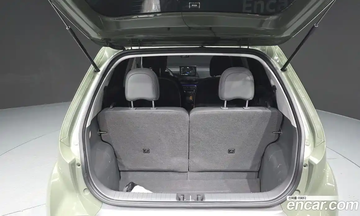 Hyundai Casper 2022 1.0 автомат (гидро), фото 26