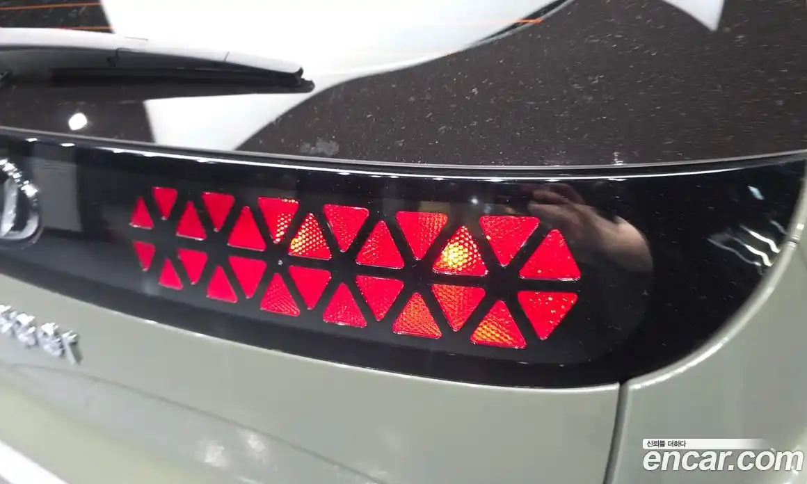 Hyundai Casper 2022 1.0 автомат (гидро), фото 9