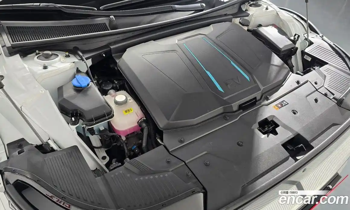 Hyundai Ioniq 5 2024 0.1 автомат (гидро), фото 6