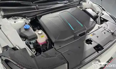 Hyundai Ioniq 5 2024 0.1 автомат (гидро), миниатюра 6