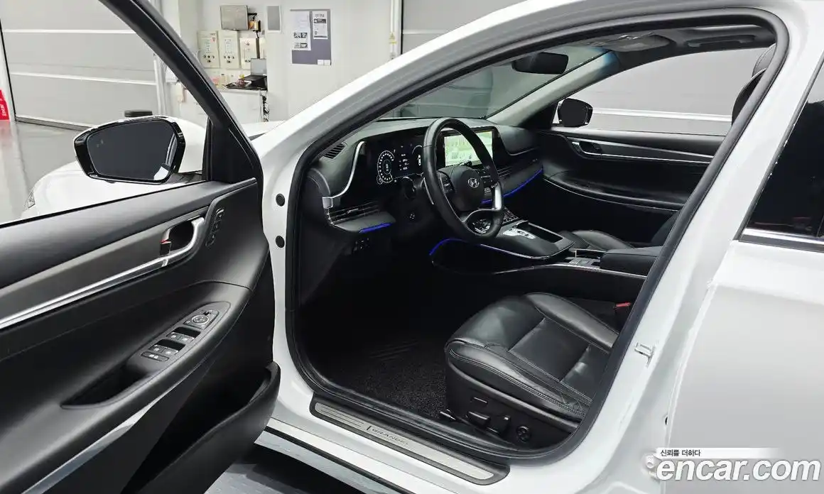 Hyundai Grandeur 2021 3.0 автомат (гидро), фото 13