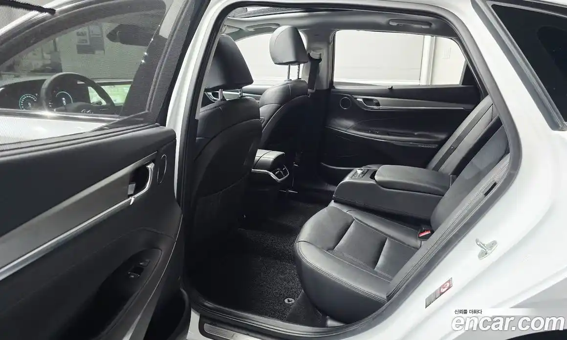 Hyundai Grandeur 2021 3.0 автомат (гидро), фото 17