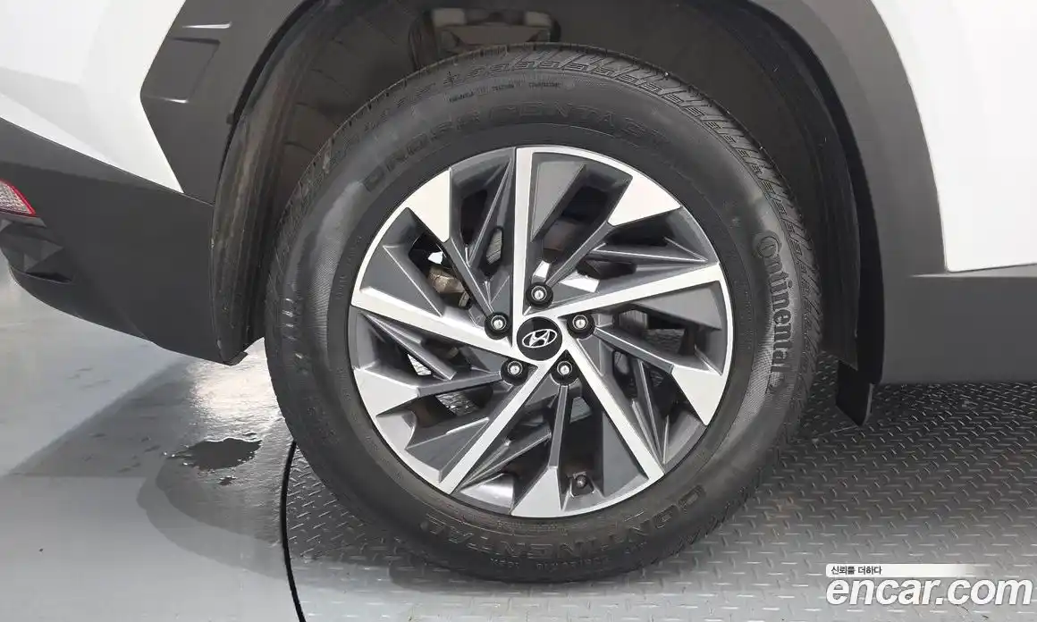 Hyundai Tucson 2022 1.6 автомат (гидро), фото 5